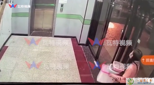 货拉拉跳窗女孩搬家视频曝光：进出约10趟 无异常